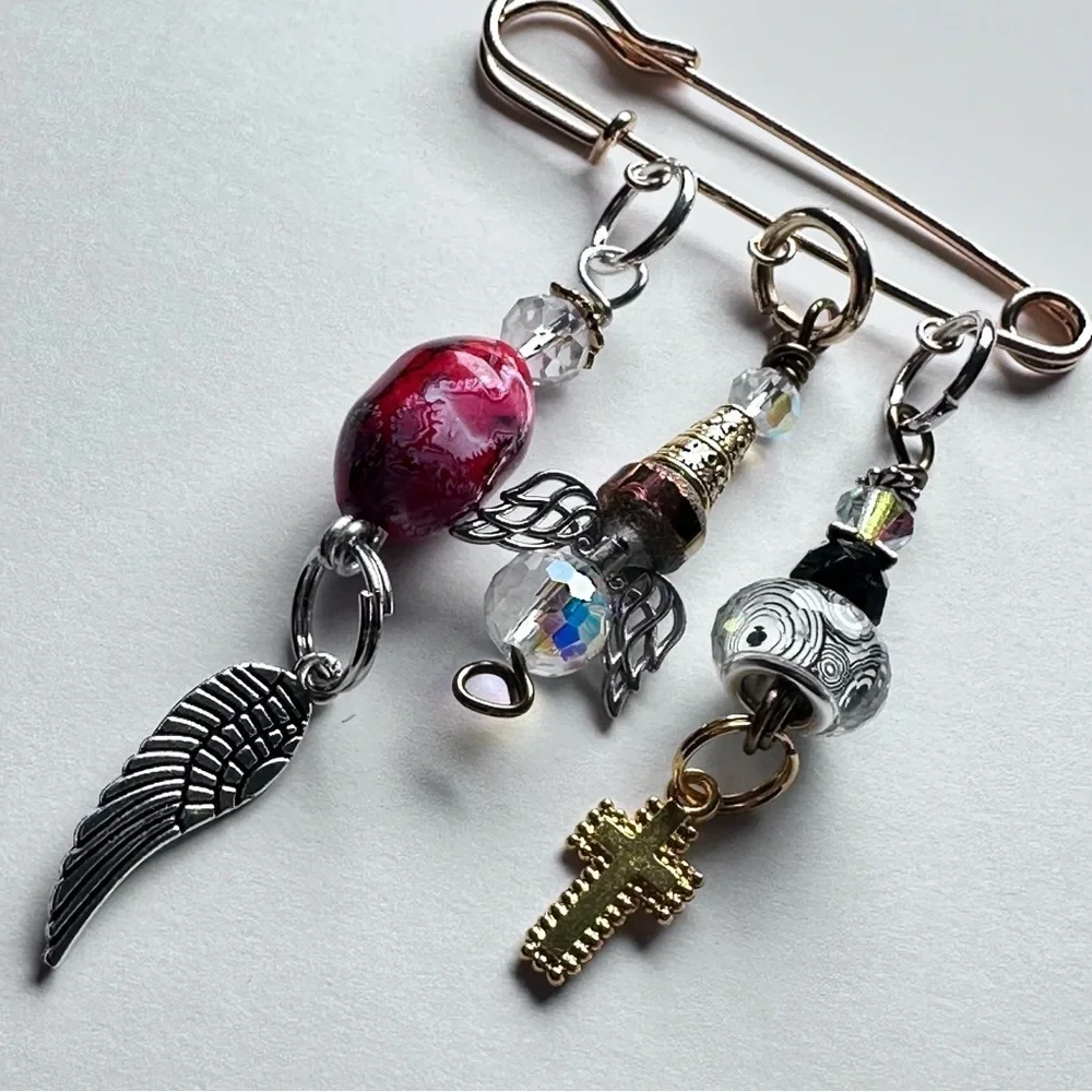 Brooch | Hand Crafted | Glass Beaded |  Pin Artisan Multicolor Wire-Wrapped OOAK